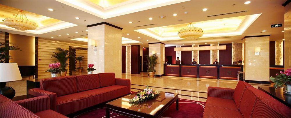 โรงแรม โรงแรมซันเวิลด์ หวางฟูจิง 4*