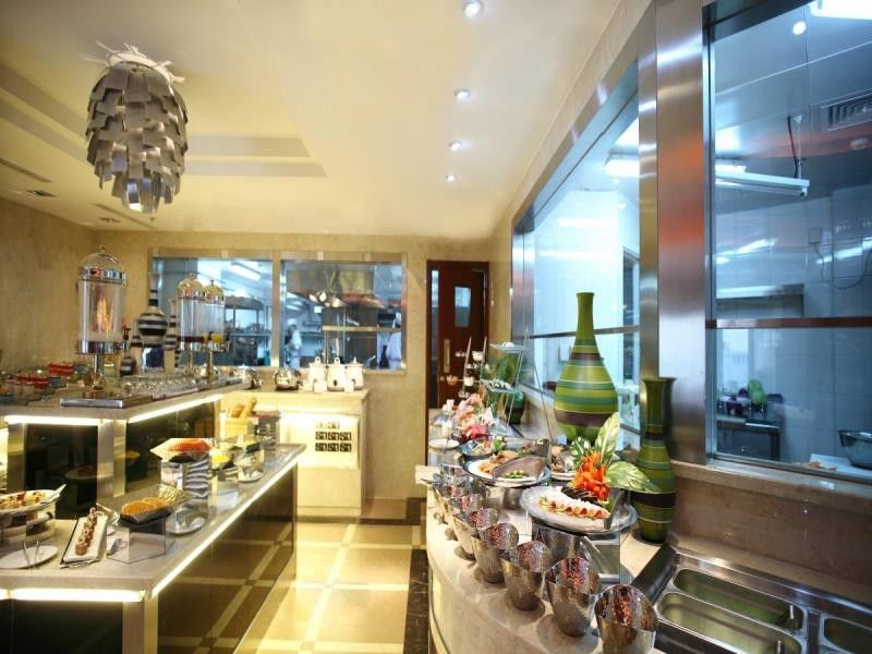 โรงแรม โรงแรมซันเวิลด์ หวางฟูจิง 4*